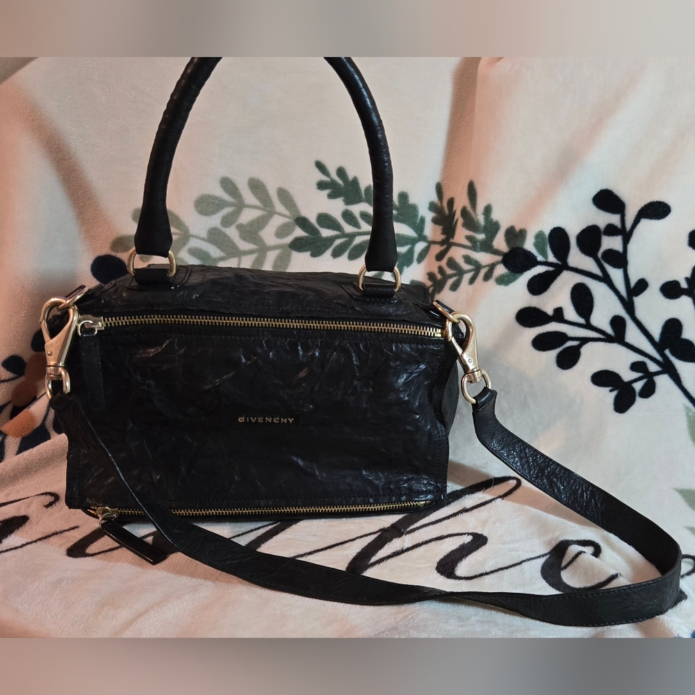 💯 Authentic Givenchy Pandora 2Way Black Gold Sheep Leather Handbag - Picture 14 of 16